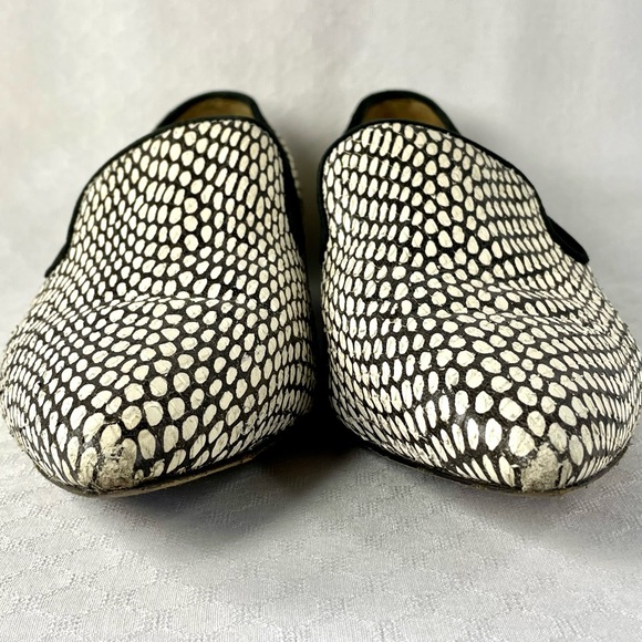 Tory Burch Snake Skin Pointed Toe Loafers Size 8 - Picture 7 of 10